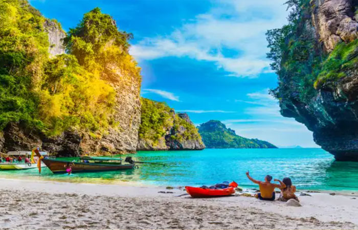 Karmatang Beach